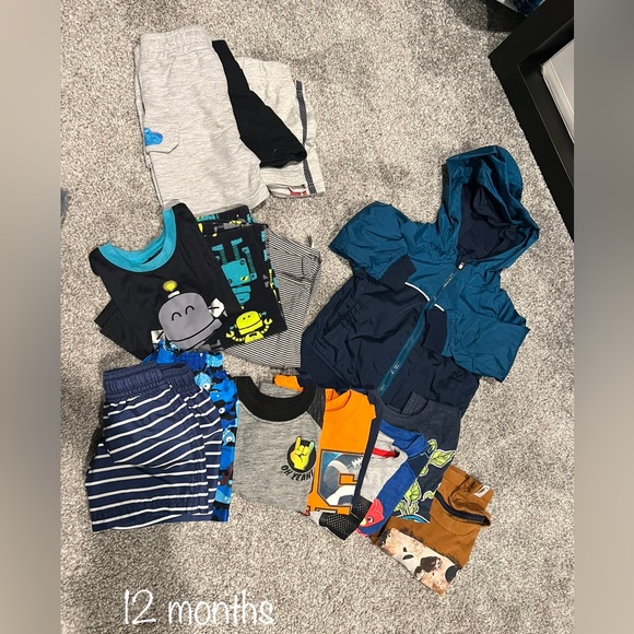 Lot of used boys clothes sizes 12-24 months 60+ pieces - Picture 1 of 5